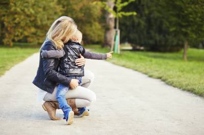 b2ap3_thumbnail_Sad-Parent-with-Child.jpg