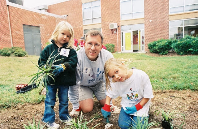 BLOG DM 5 Ways to teach your kids to be grateful
