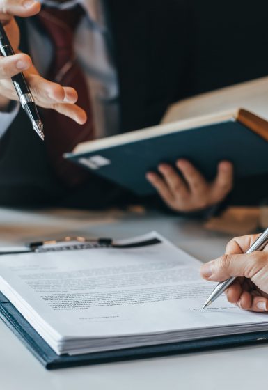 What Can I Expect From An Initial Consultation With a Divorce Attorney?